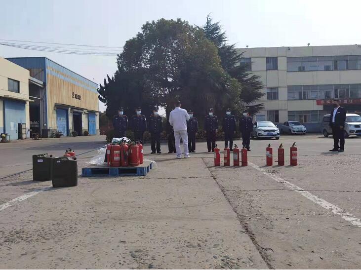獵鷹保安公司積極組織，開展消防實戰(zhàn)演練，防患于未“燃”