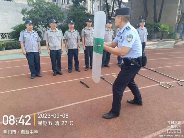 獵鷹護(hù)航秋季開(kāi)學(xué)，強(qiáng)化駐校保安員培訓(xùn)